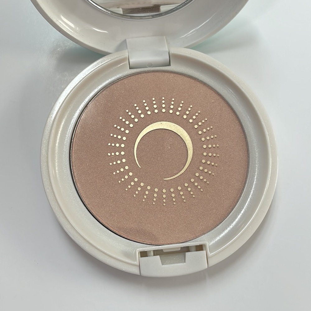 Carmindy Beauty Highlighter